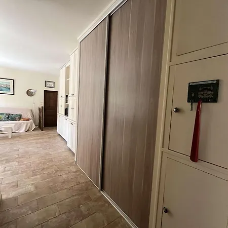2 Pieces Avec Terrasse Et Jardin A St Clair - Fr-1-308-115 Apartment *